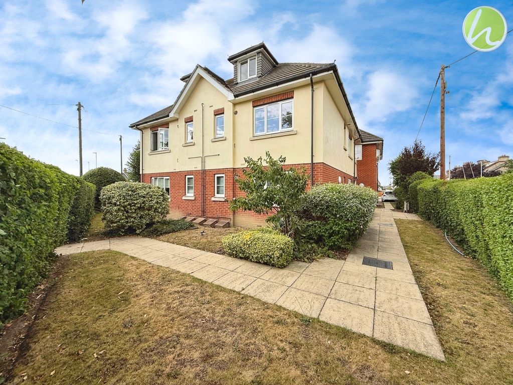 Property photo 1 of 12