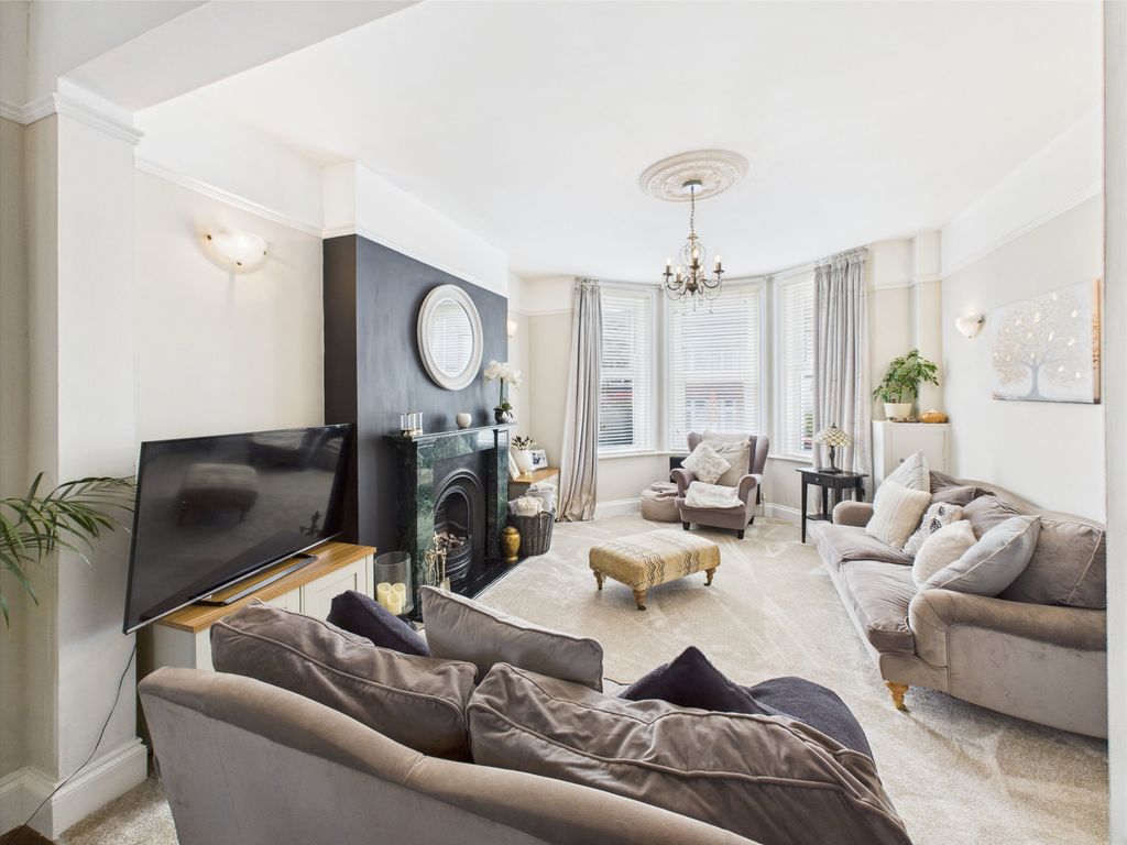 Property photo 3 of 30