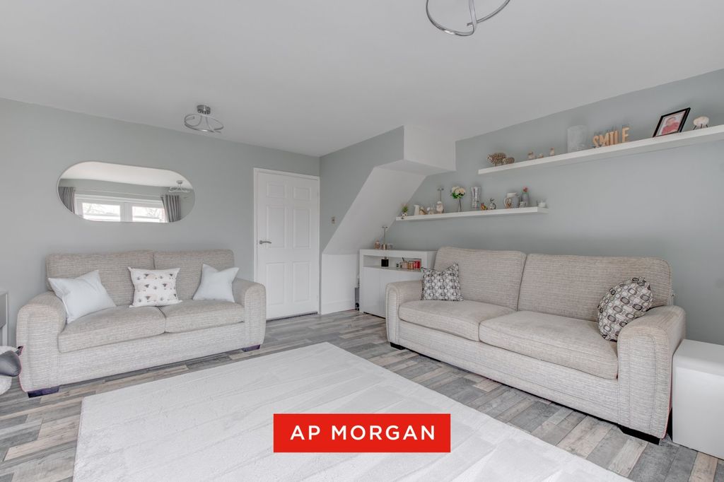 Property photo 3 of 15 Picture No. 09