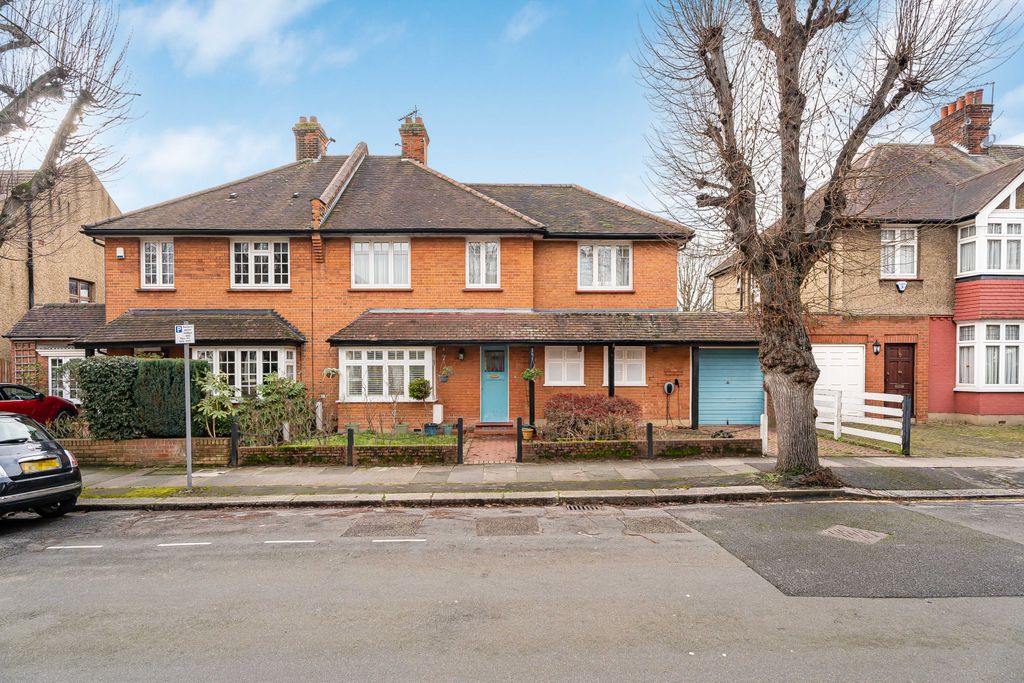 Property photo 1 of 27