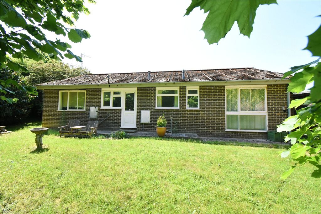 Property photo 2 of 11 Picture No. 29