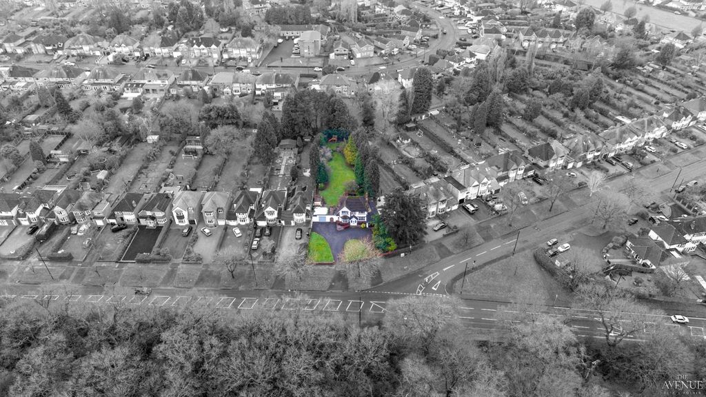 Property photo 3 of 49 4558794