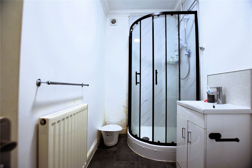 Property photo 3 of 7 Picture No. 02
