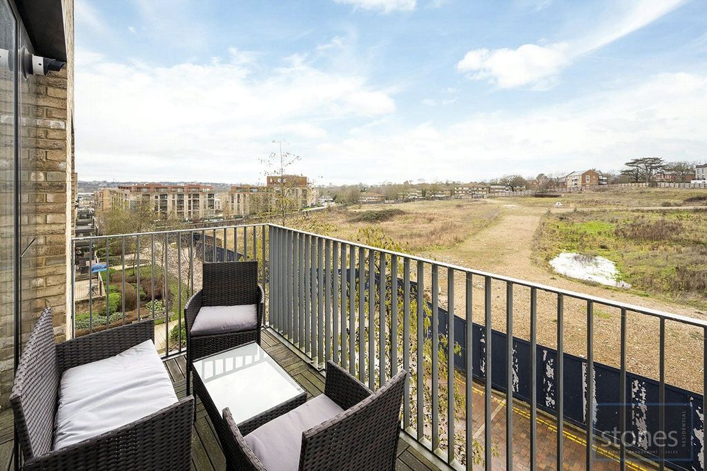 Property photo 3 of 14 Picture No. 14