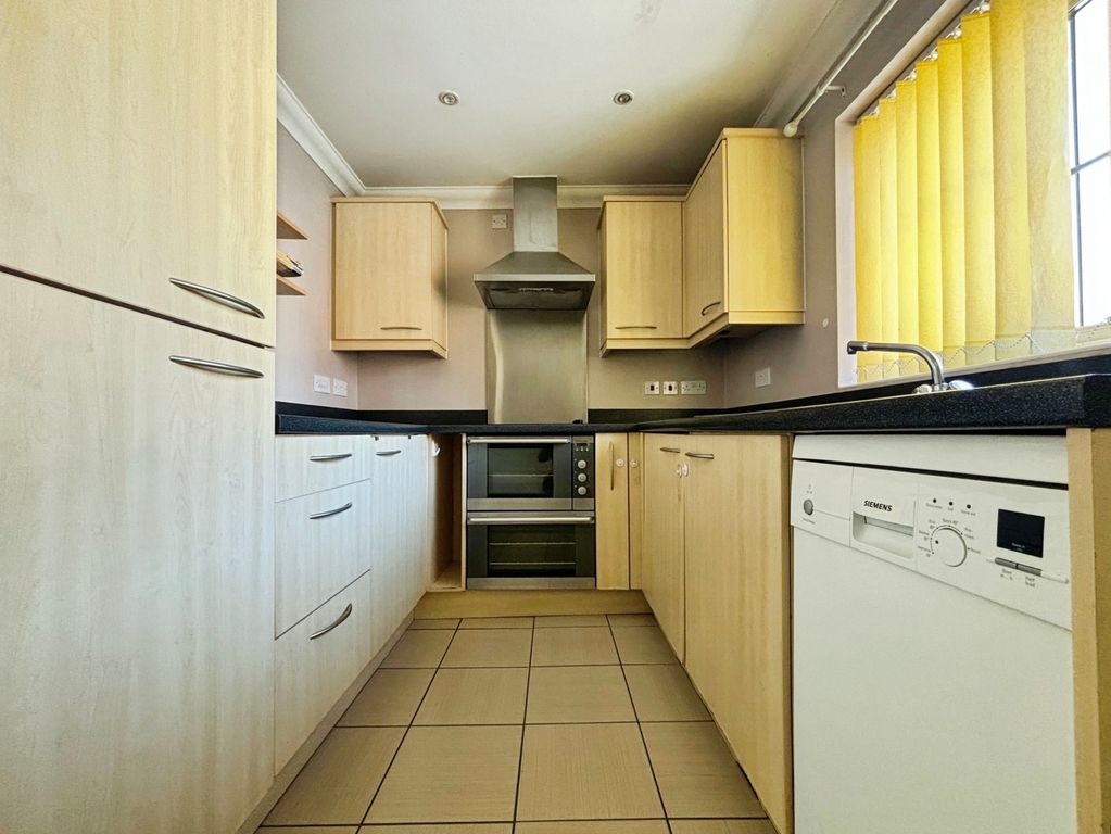 Property photo 2 of 10 Pbox-Img.Jpeg