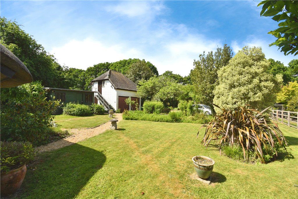 Property photo 2 of 18 Picture No. 30