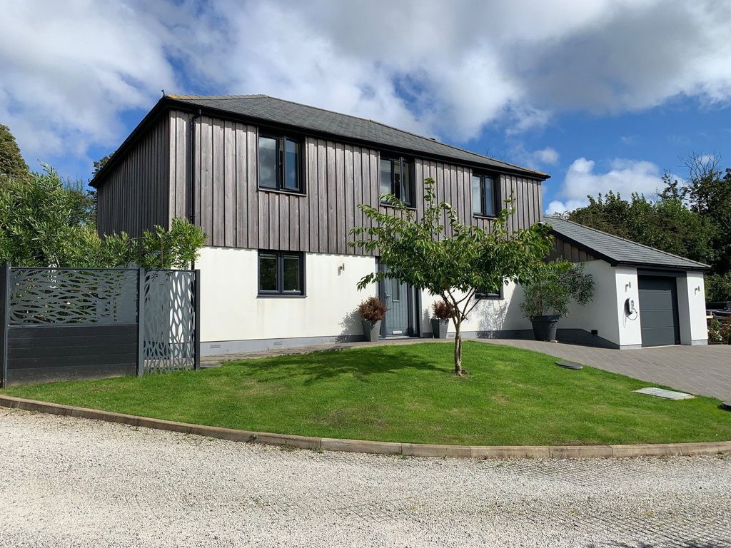 Property photo 1 of 34