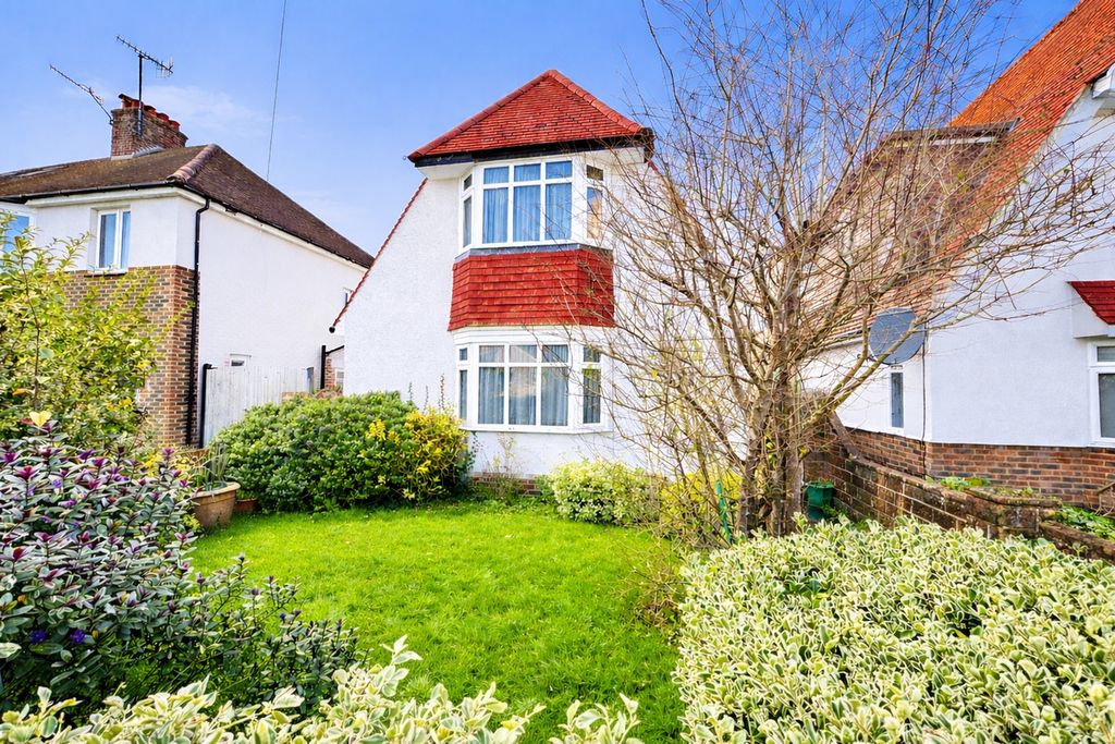 Property photo 1 of 15