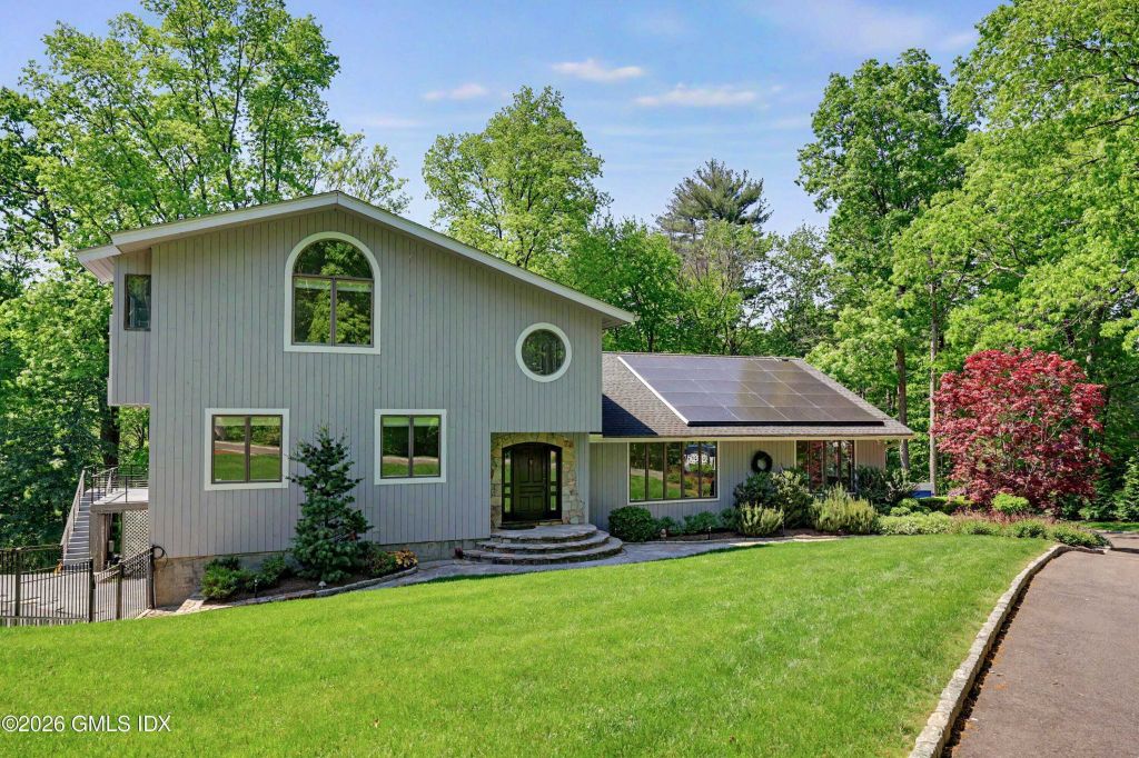 Property photo 1 of 50