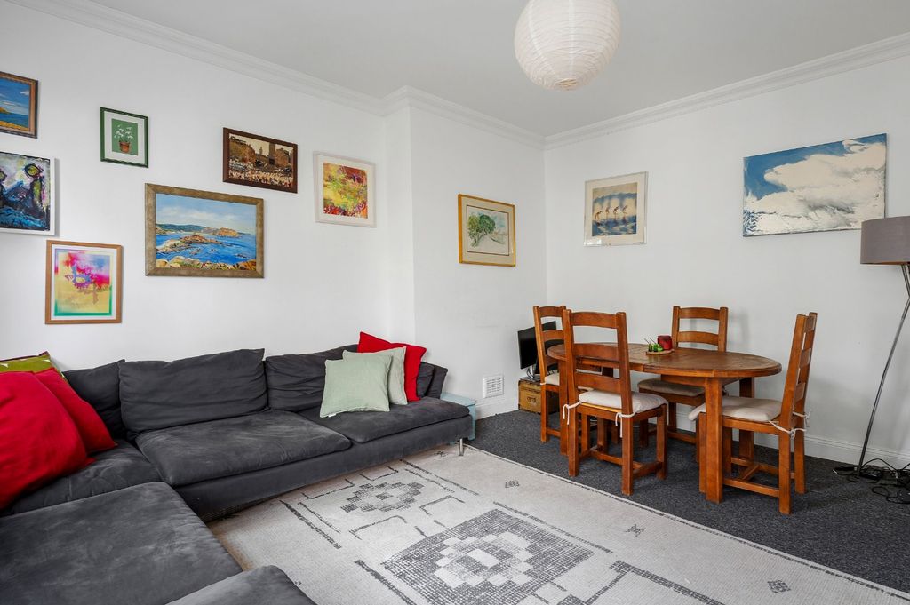 Property photo 3 of 10 Reception Room