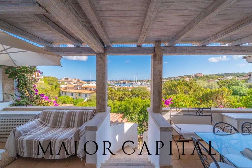 Property photo 2 of 39