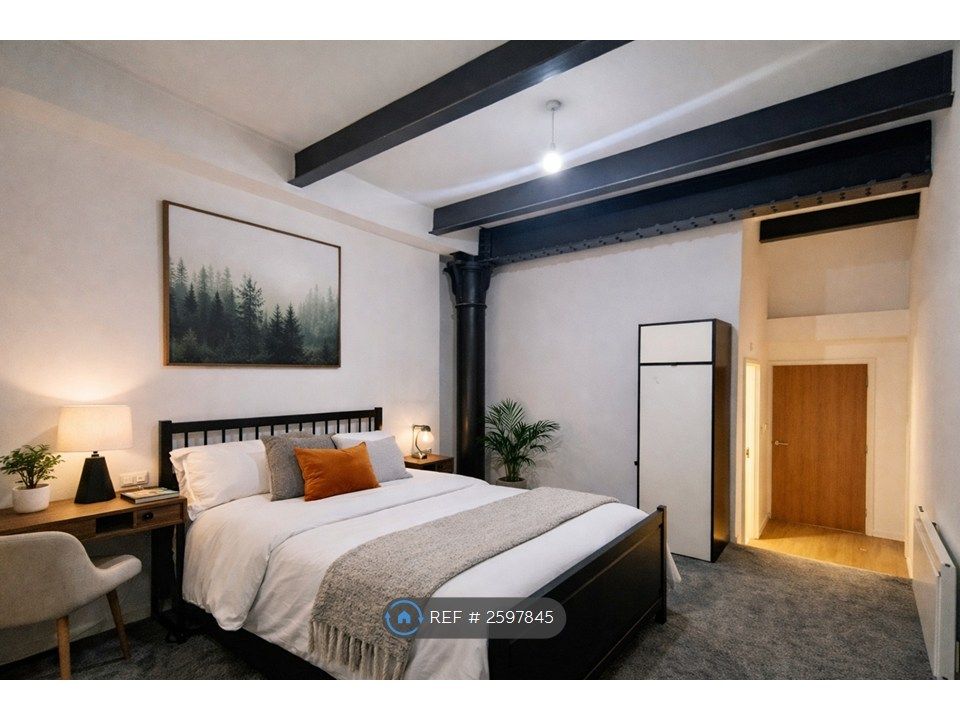 Property photo 2 of 16 Main Bedroom With Ensuite