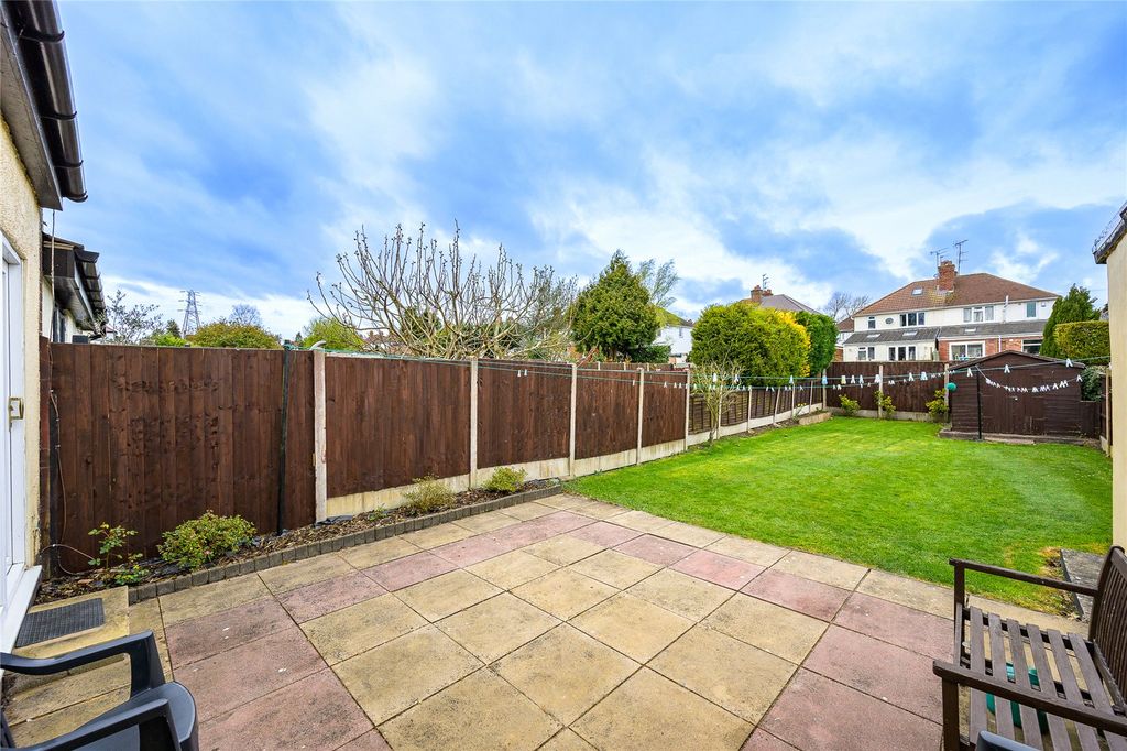 Property photo 2 of 25 Picture No. 04