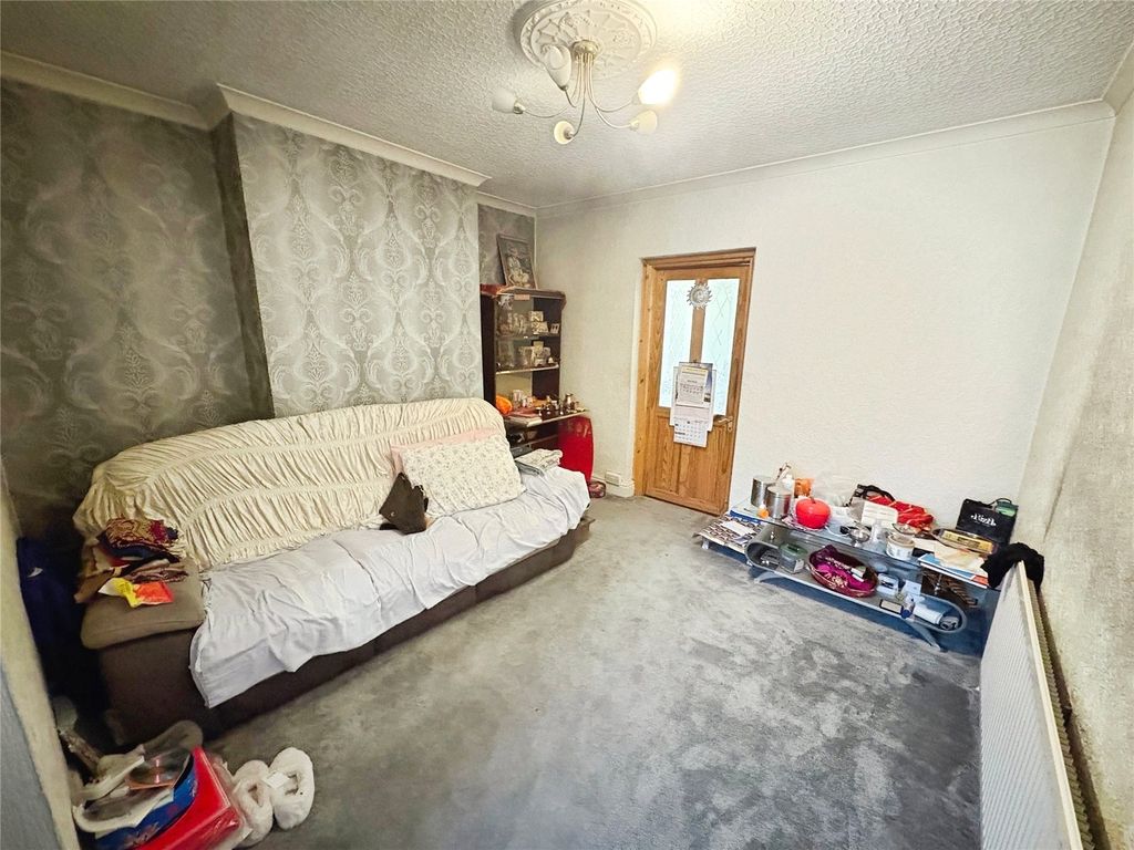 Property photo 3 of 16 Living Room