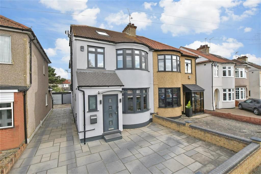 Property photo 1 of 20 External Web