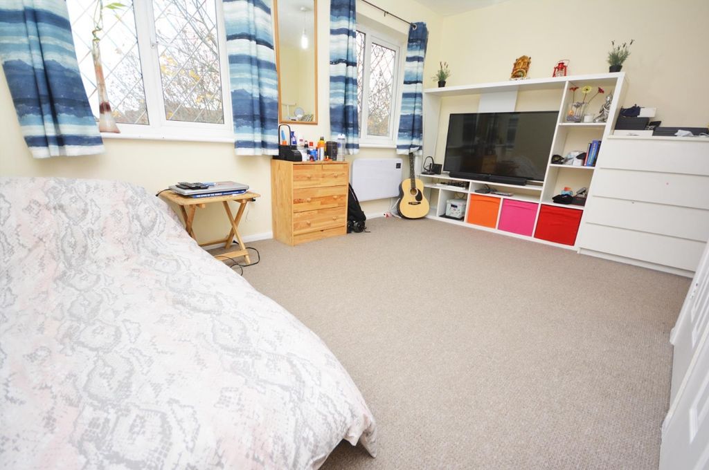 Property photo 3 of 5 Picture No. 02