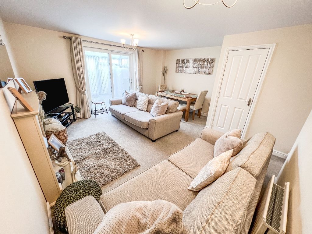 Property photo 2 of 16 Reception Room