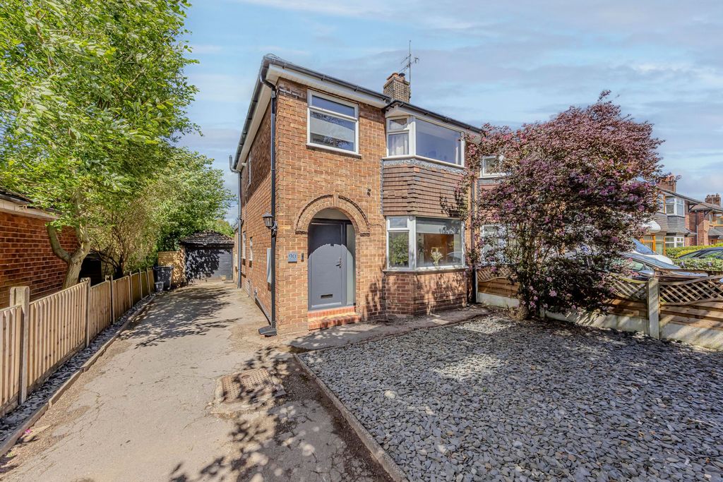 Property photo 1 of 27
