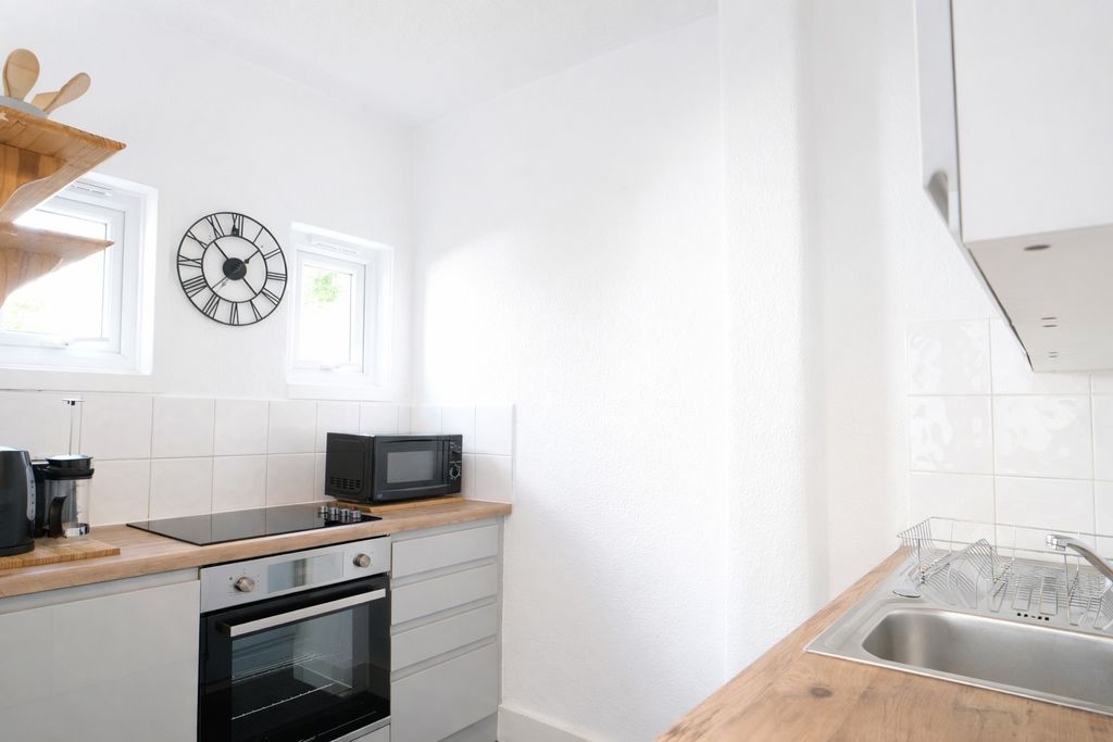 Property photo 2 of 10 Photo 17