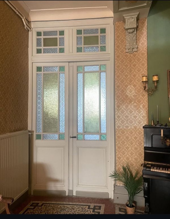 Property photo 2 of 24