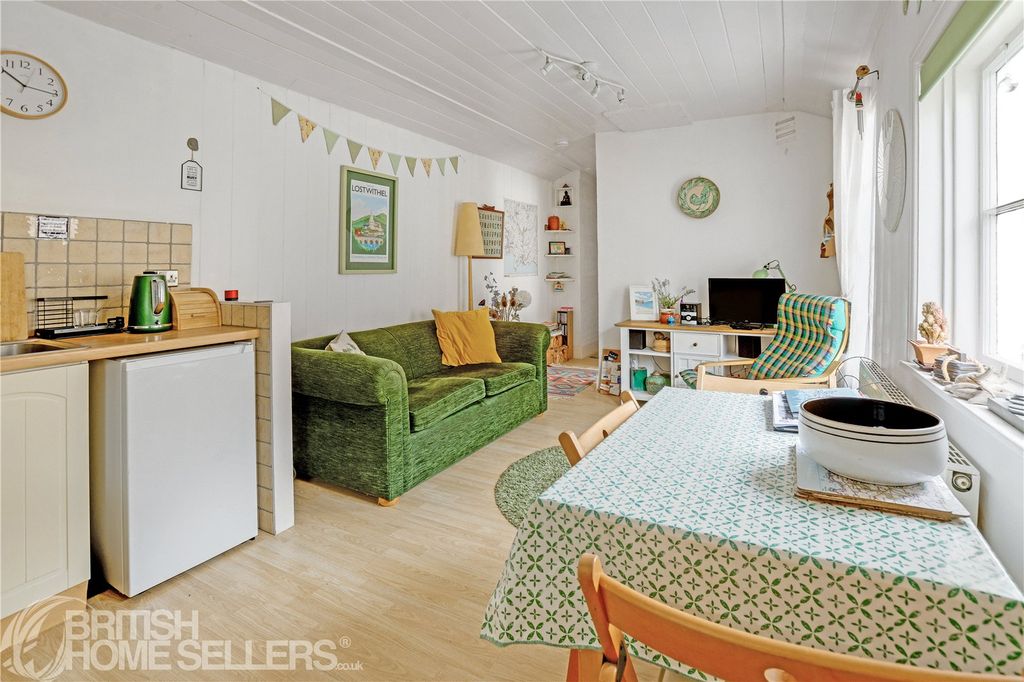 Property photo 3 of 15 Picture No. 06