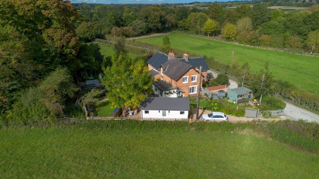 Property photo 1 of 26