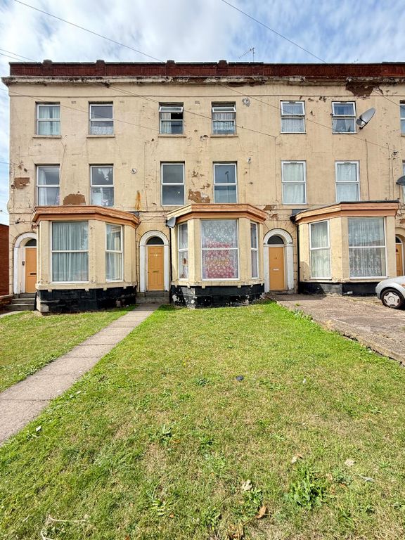 Property photo 1 of 5