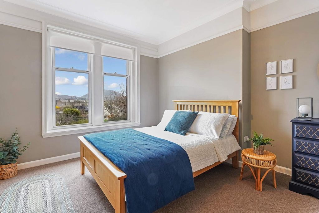 Property photo 3 of 30