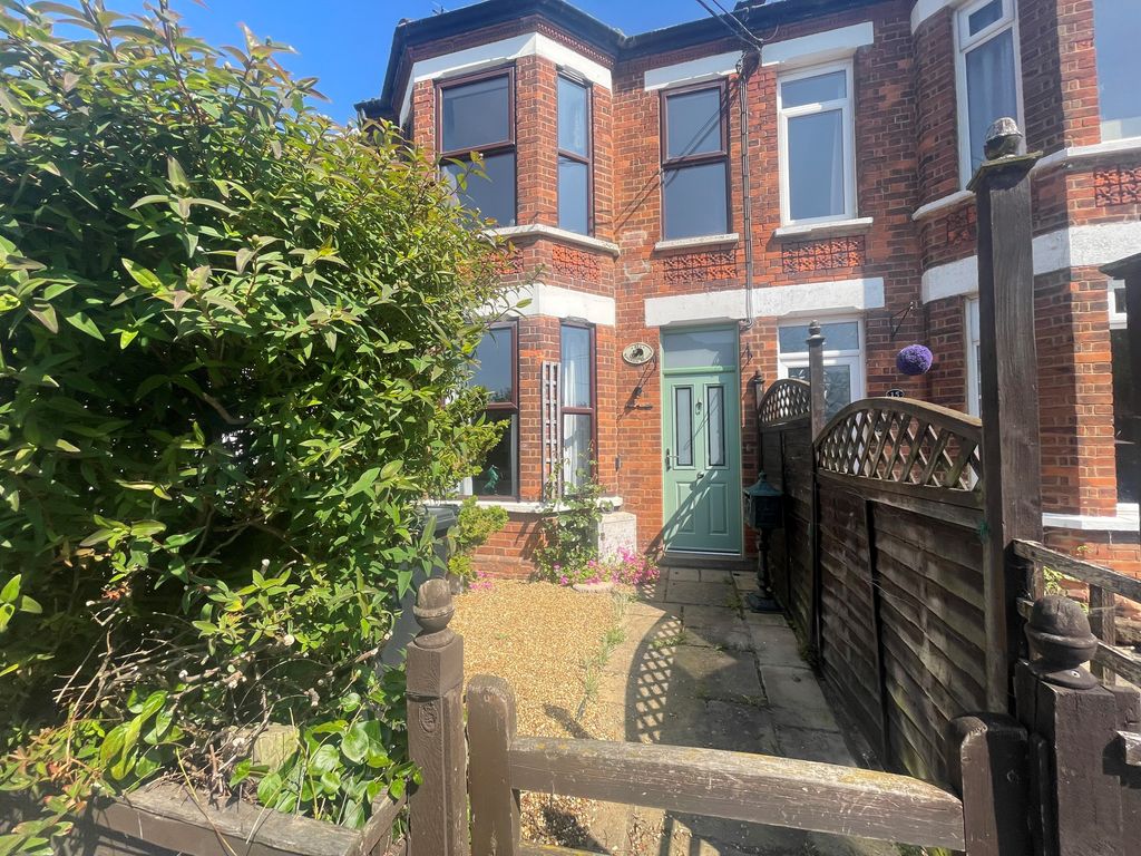 Property photo 1 of 11