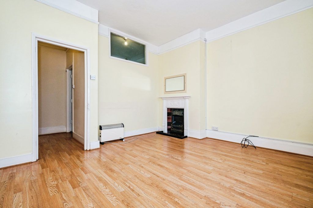 Additional image 32 of 8 bed semi-detached house for saleBeach Road, Littlehampton BN17