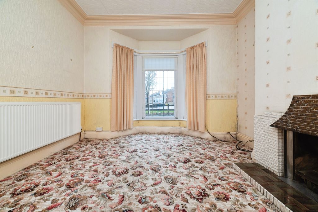 Property photo 2 of 21