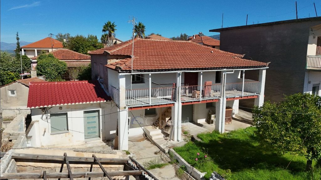 Property photo 1 of 13
