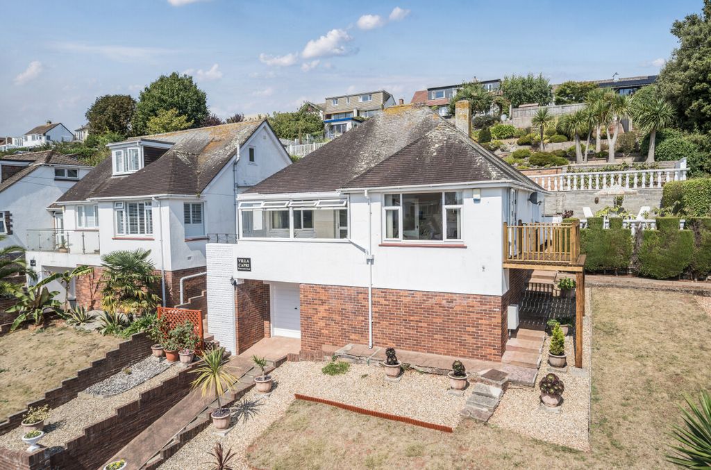 Property photo 1 of 27 1 - 1341352-1-68A85E6...