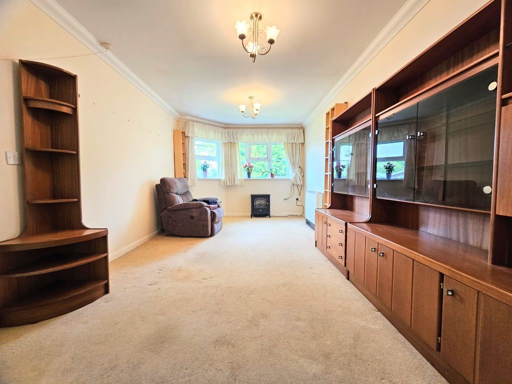 Property photo 3 of 17 4125905