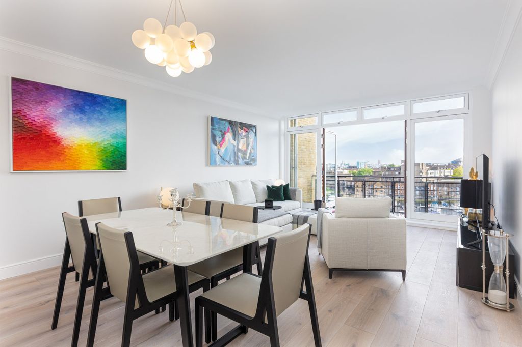 Property photo 3 of 20 Picture No. 06