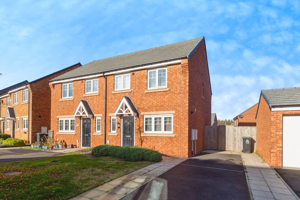 Property photo 1 of 16 Front View