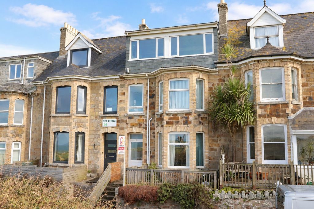Property photo 1 of 25 External