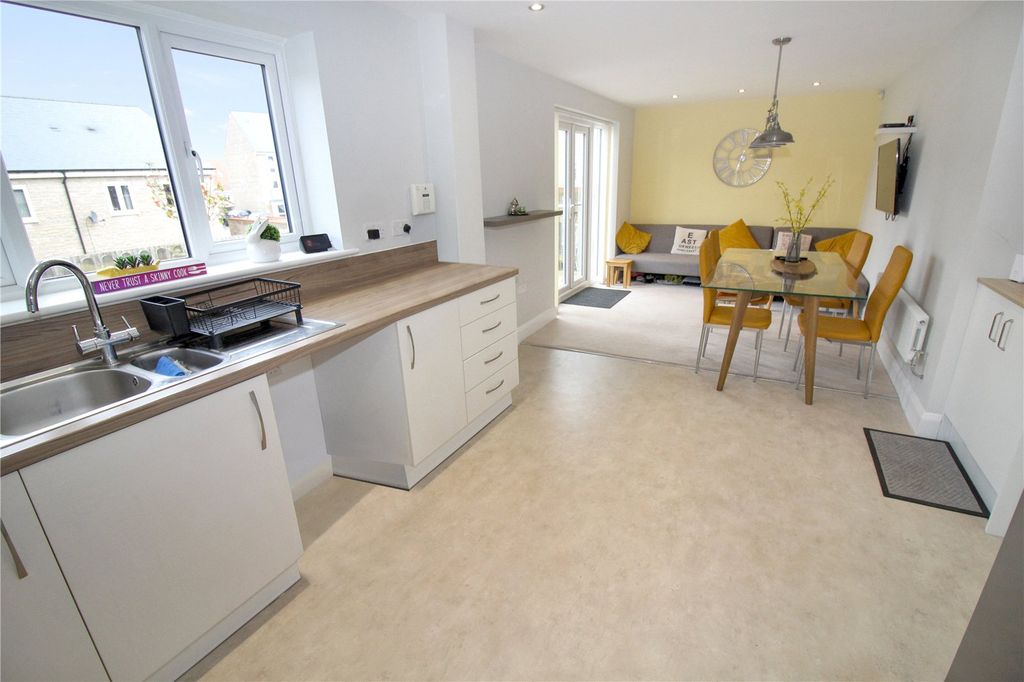 Property photo 2 of 24 Picture No. 89