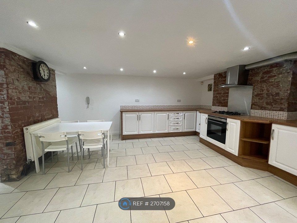 Property photo 3 of 4 Kitchen/Diner