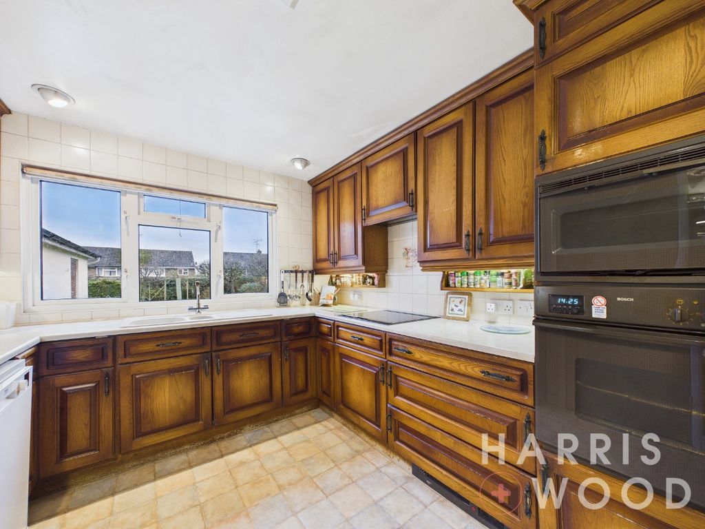 Property photo 2 of 31 4094385