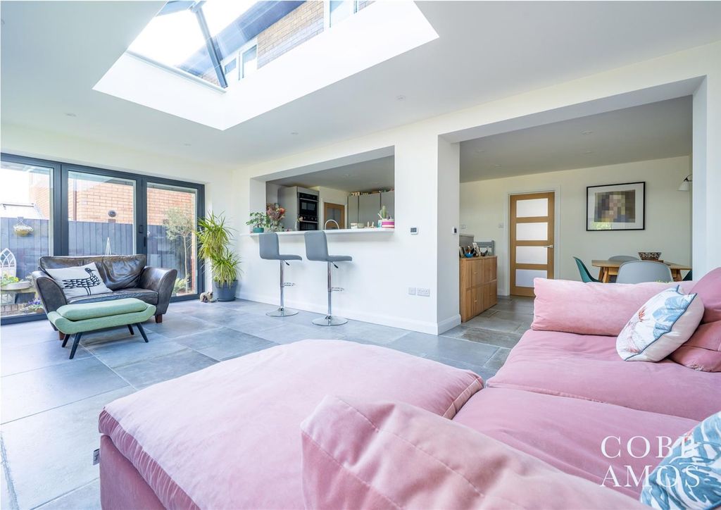 Property photo 2 of 26 High Res-11.Jpg