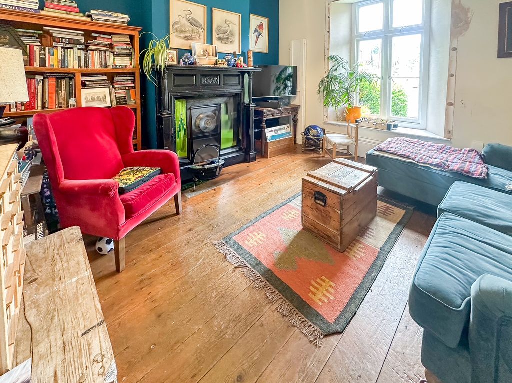 Property photo 3 of 15 Image