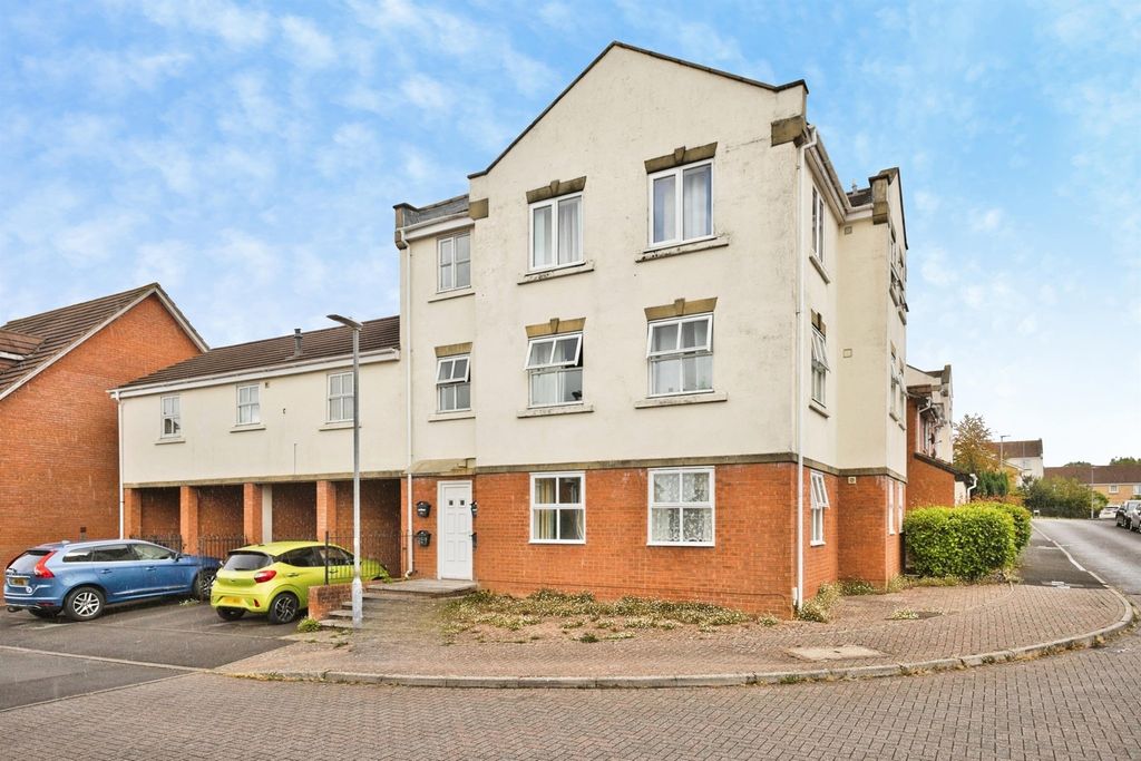 Property photo 1 of 13
