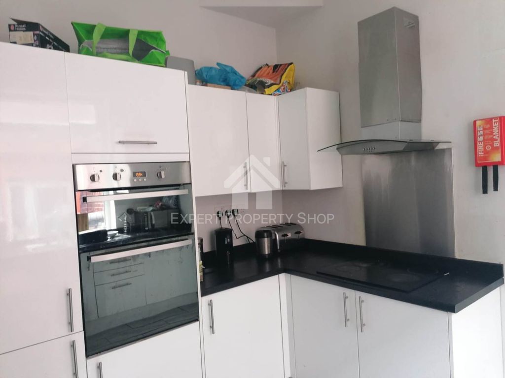 Property photo 2 of 2