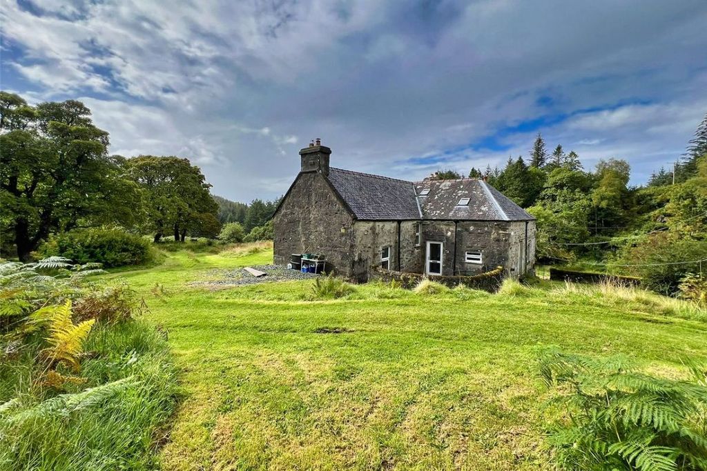 Property photo 3 of 7