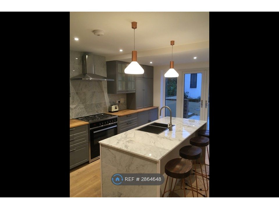 Property photo 1 of 20 Chef's Kitchen W Marble Island For Seating For 4!