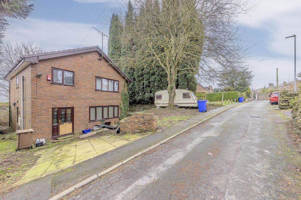 Property photo 2 of 36