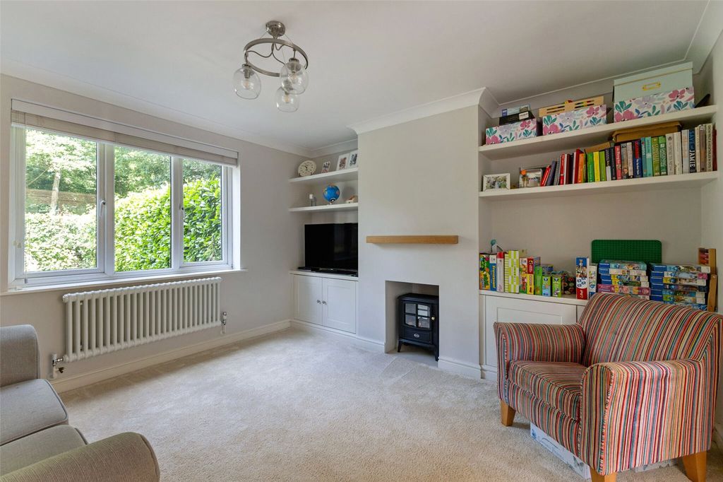 Property photo 2 of 18 Picture No. 04