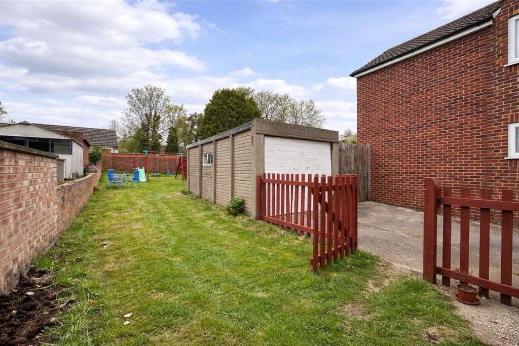 Property photo 2 of 12 A14Caf60-A4D5-4622-8B5F-B11589E88E11.Png