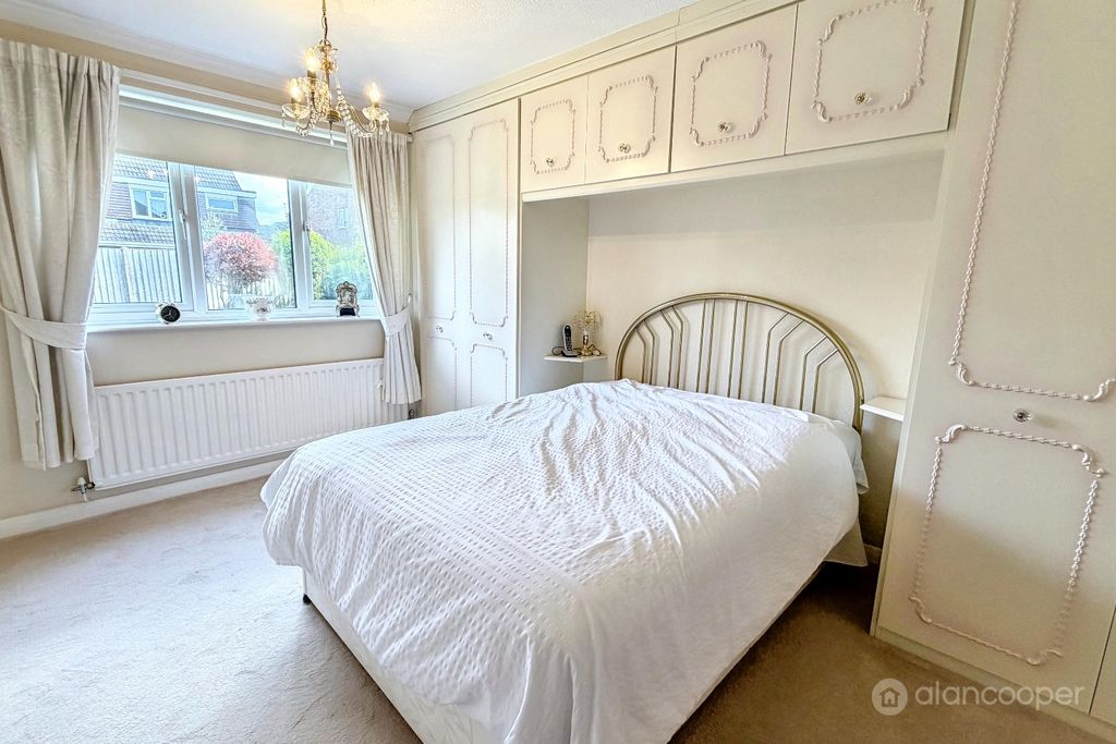 Property photo 3 of 13 5087184